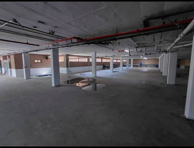 785M² OFFICE TO LET IN VORNA VALLEY